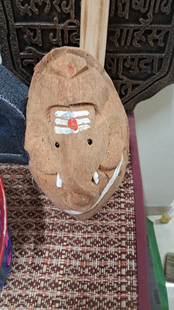 Coconut Curved Ganesha